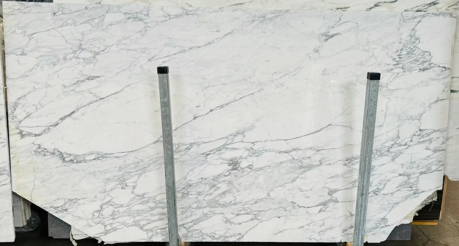 Calacatta Gold Extra Marble Marble slab available at Verified seller in Modul Marble