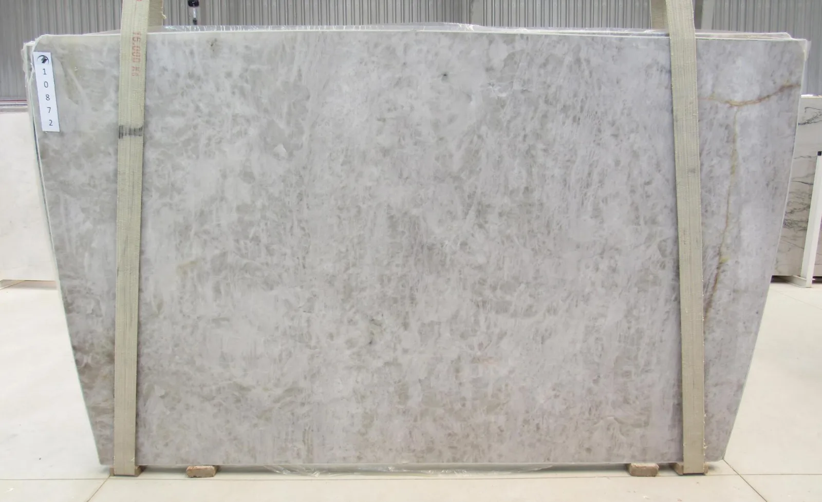 Cristallo 1st Choice Quartzite Quartzite slab available at Verified seller in Modul Marble