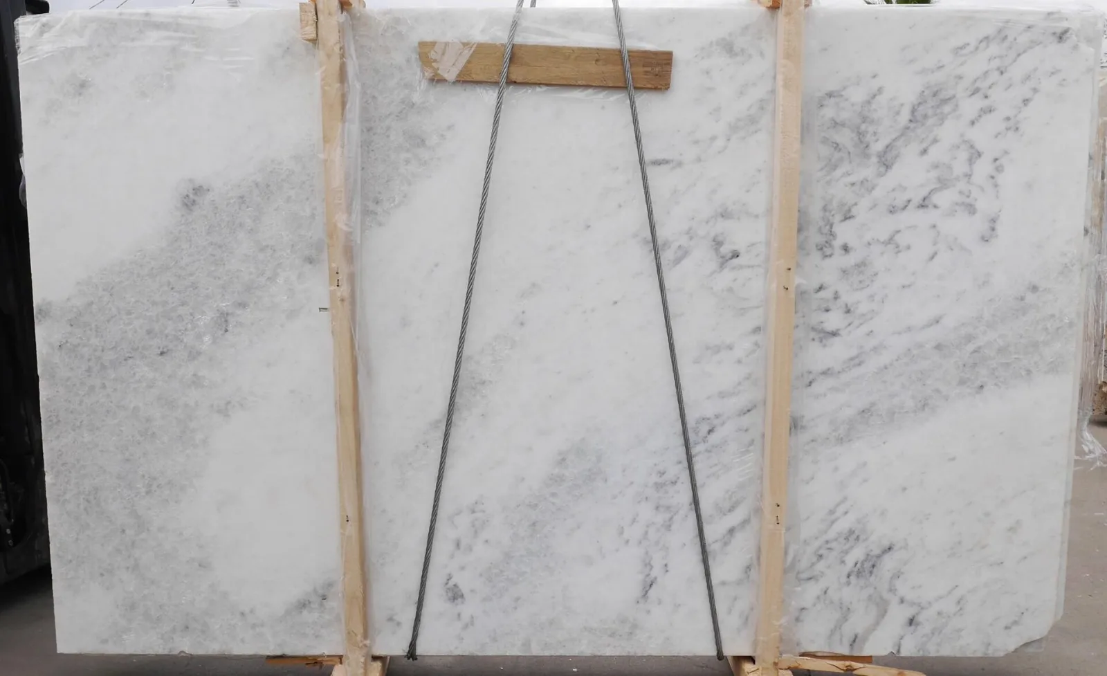 White Truffle Quartzite Slab in Sun Valley, Los Angeles
