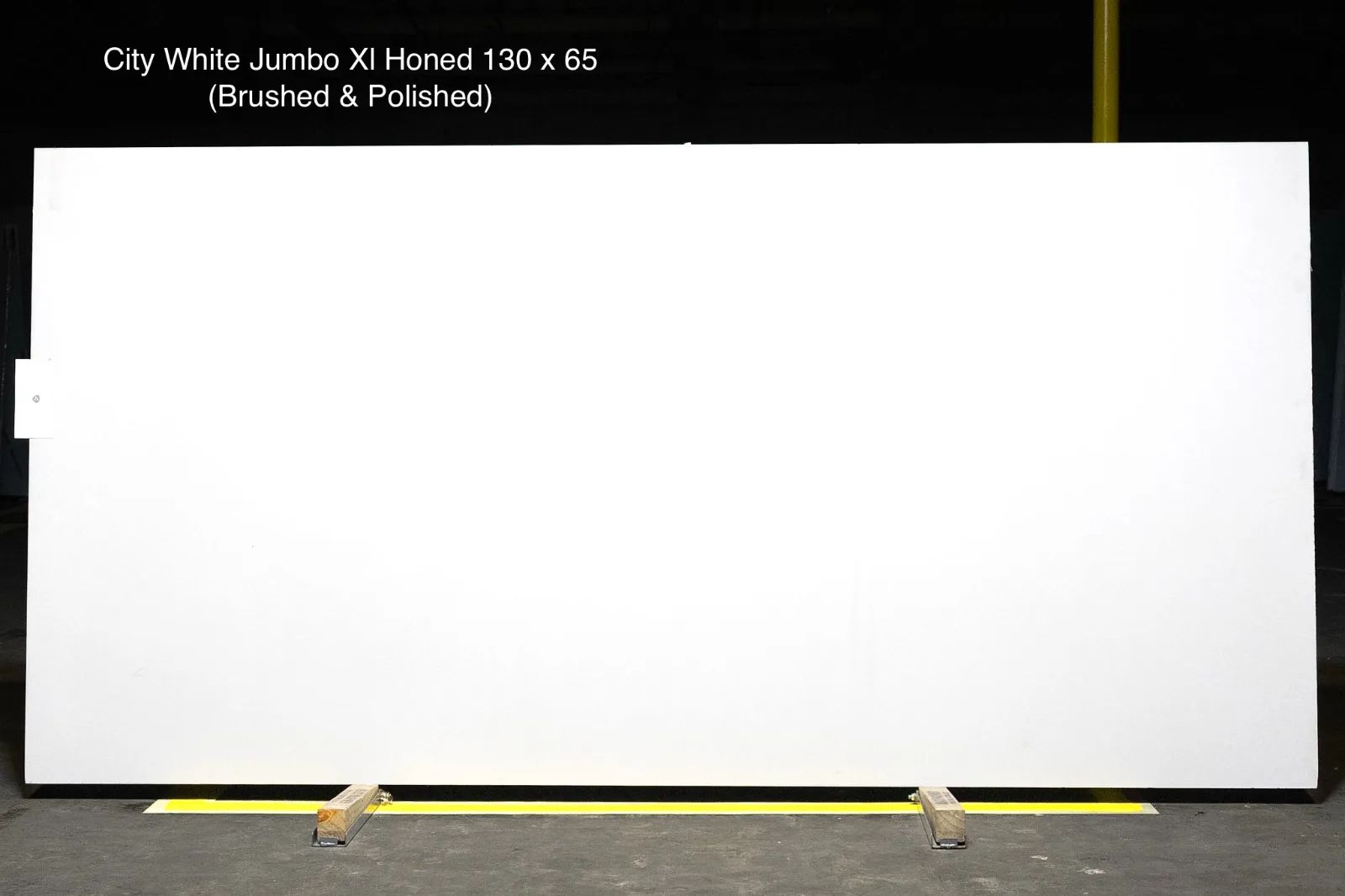 Super White Jumbo Quartz Slab in Northridge, Los Angeles