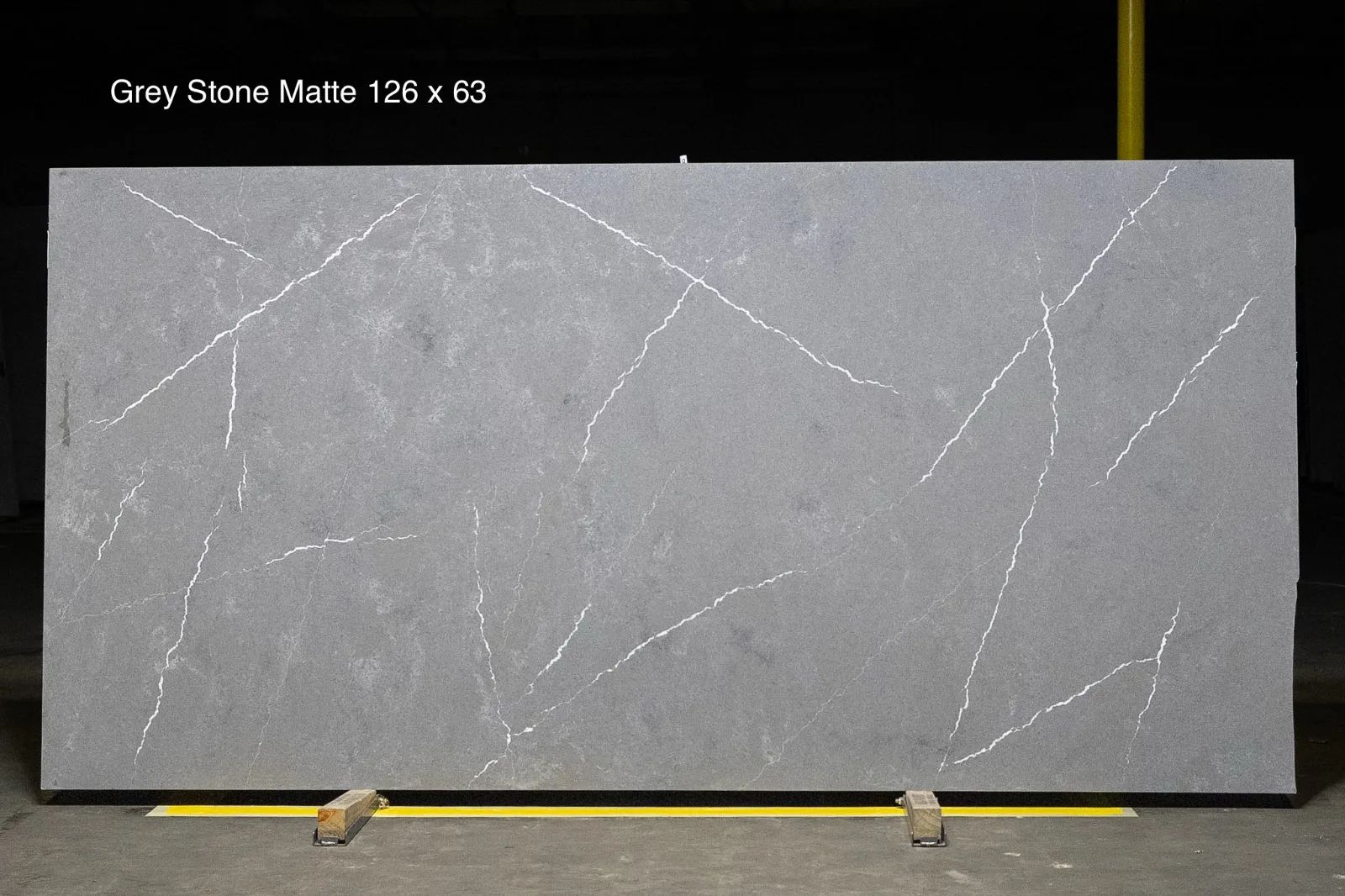 Cloudy Grey Quartz Slab in Northridge, Los Angeles