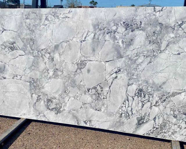 Brazilian Natural Super White Marble Slab Remnant in Sun Valley, Los Angeles