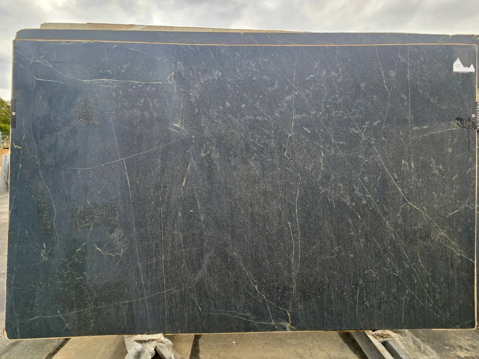 Black Soapstone Other Slab in Sun valley, Los Angeles