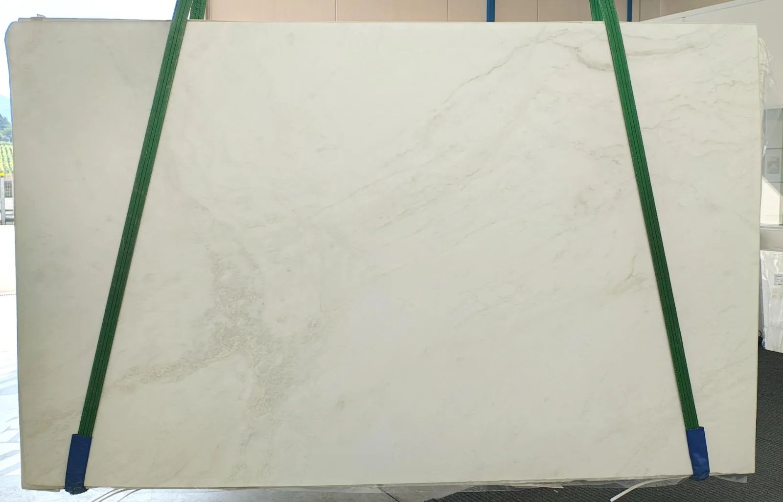 Namibian White Marble Slab in Sun Valley, Los Angeles