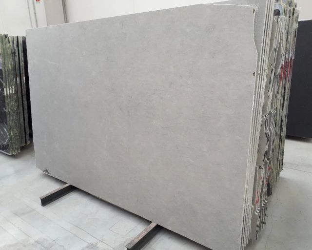 Silver Wave Limestone Slab in Sun Valley, Los Angeles