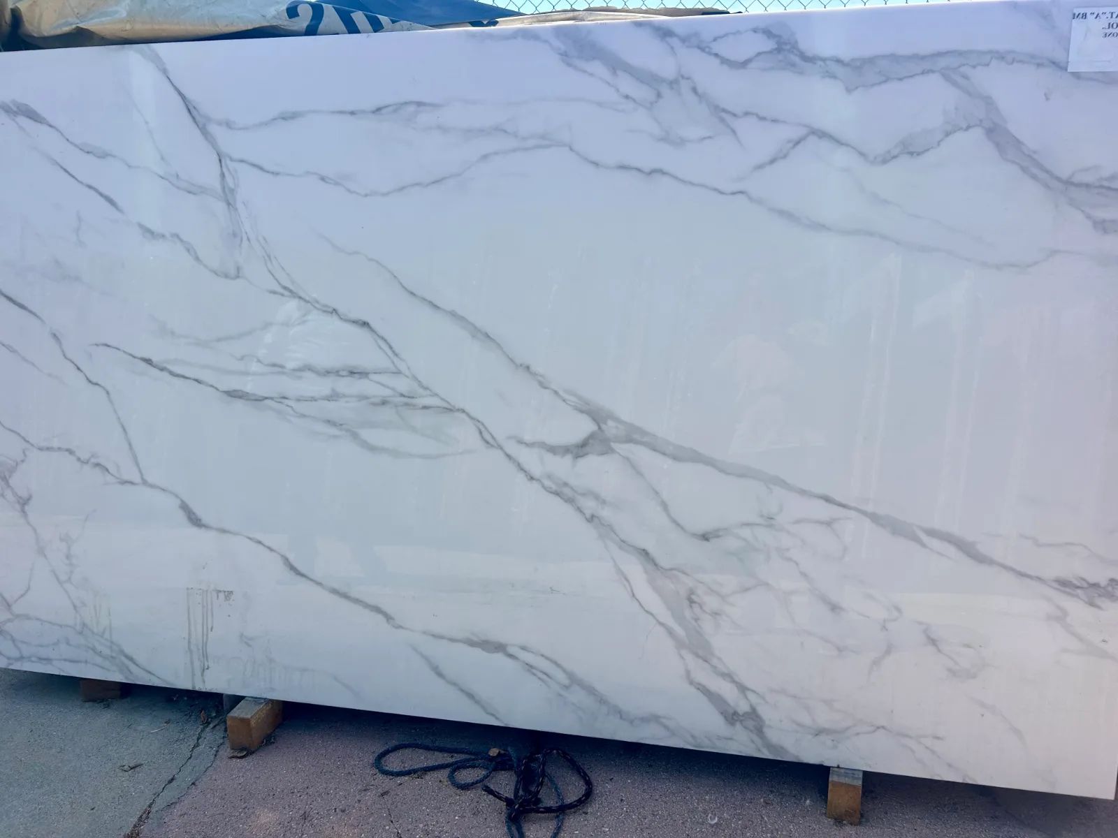 Nano Glass Calacatta Porcelain Slab Photo 2