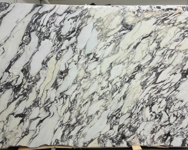 Calacatta Viola Marble Slab in Van Nuys, Los Angeles