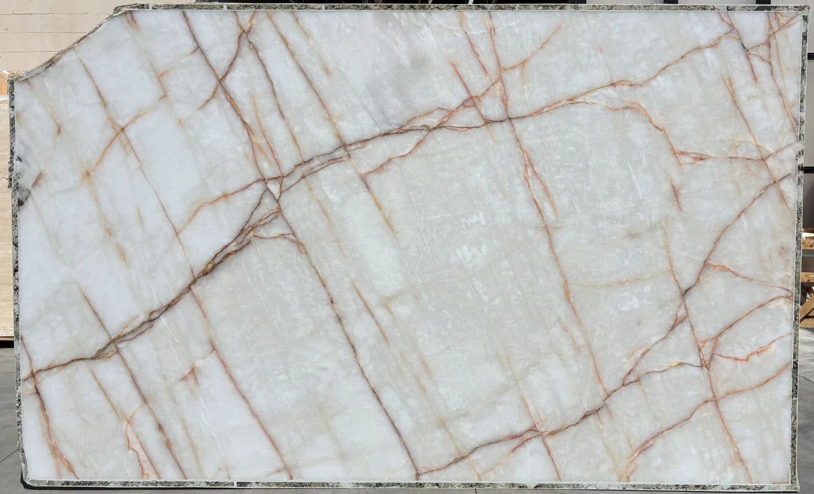 Cristallo Iceberg Quartzite Slab in Van Nuys, Los Angeles