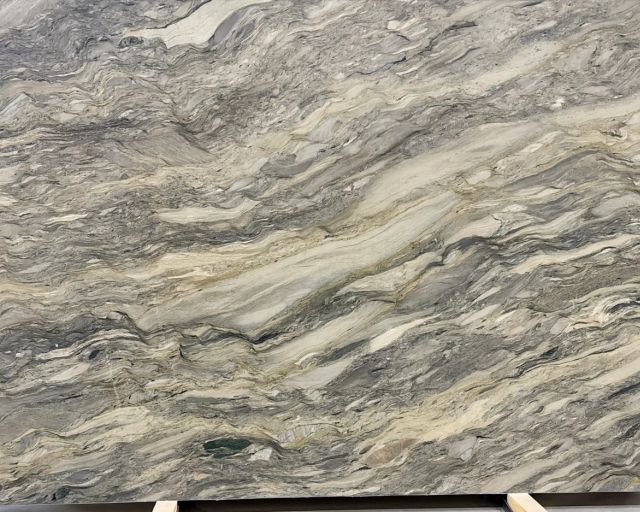 Fusion Quartzite Slab in Sylmar, Los Angeles