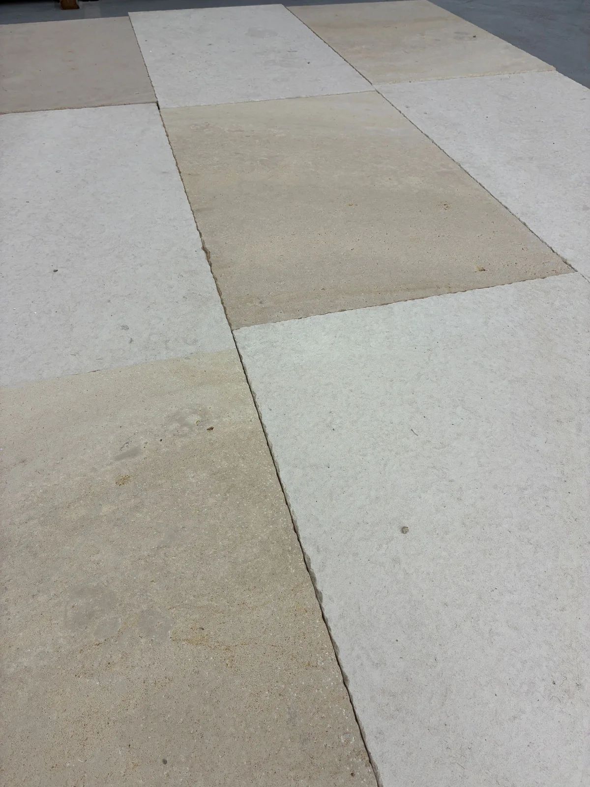 Combe Roche Limestone Slab Photo 2